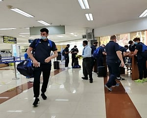 England cricket players arrive in Chennai for Tests versus India