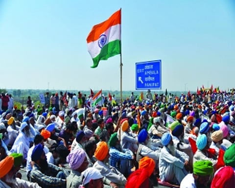 Farmers block KMP to mark 100th protest day