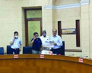 GM of Northern Railways holds a safety review meeting