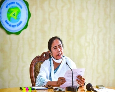 Guv corrupt, named in hawala scam: Mamata