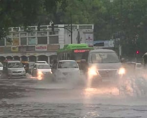 Heavy rains cause waterlogging in Delhi, crucial underpasses closed for traffic