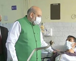 HM Amit Shah visits hospital to enquire about health of cops injured in R-Day violence