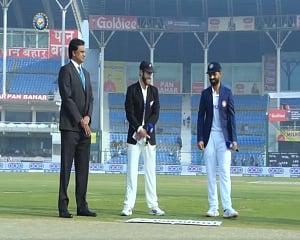 India opt to bat against New Zealand