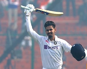 India reach 339 for 8 at lunch on Day 2 of first Test against NZ