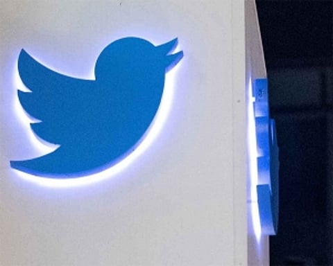 India should crackdown on Twitter: Survey