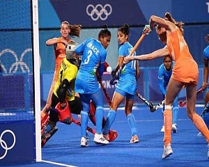 India women lose 1-5 to Netherlands in Olympic hockey opener