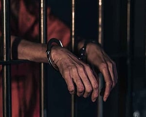 Indian-American sentenced to 40 months in prison for wire fraud, identity theft