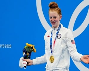 Jacoby wins swimming gold for the US