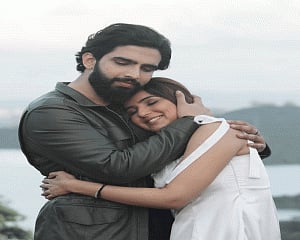 Jasmin Bhasin hails singer Amaal as 'simple, down-to-earth, humble'