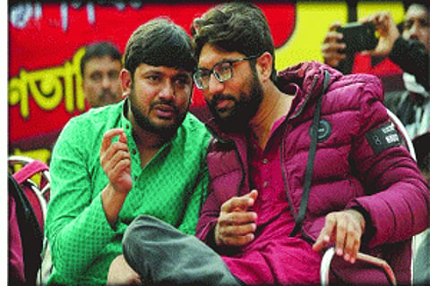 Kanhaiya, Jignesh likely to join Cong on Oct 2: Sources