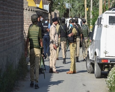 LeT commander, Pak accomplice killed in encounter in Srinagar