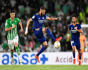 Madrid wins 1-0 at Betis amid Mbappé transfer talk