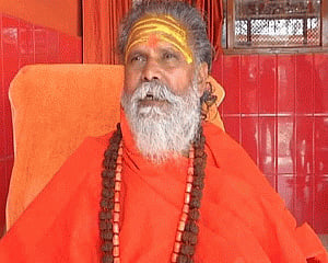 Mahant Giri's autopsy concludes, report submitted to officials