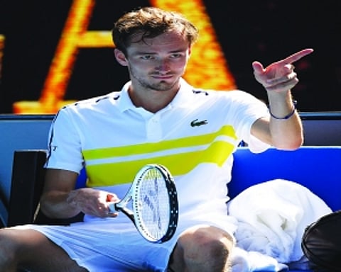 Medvedev, Rublev extend unbeaten streak
