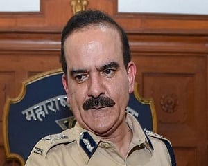 Mumbai ex-Police Commissioner moves SC for CBI probe against Maharashtra HM Anil Deshmukh