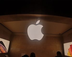 No major upgrades for iPhone's main camera until 2023: Report