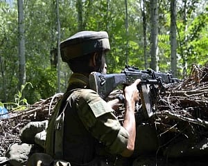 One terrorist killed in encounter in Kashmir
