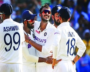 Patel dominates at Motera