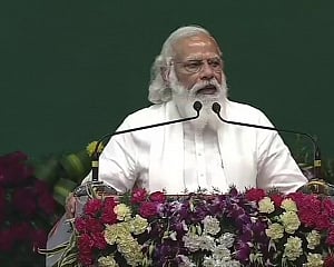 PM pays tributes to Pulwama martyrs