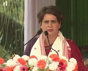 Priyanka cancels campaign after Vadra tested Covid +ve
