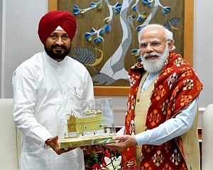 Punjab Chief Minister Channi meets PM, urges him to repeal farm laws