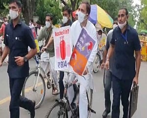 Rahul Gandhi rides bicycle to Parliament to protest fuel hike
