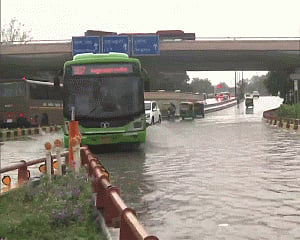 Rain drenches Delhi for third day on the trot