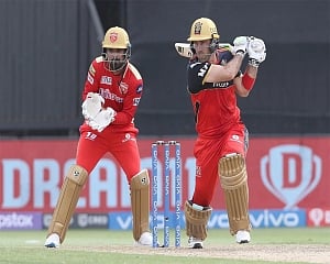 RCB score 164 for 7 against Punjab Kings