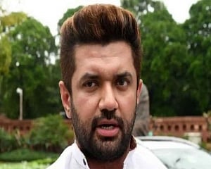 RJD leader meets Chirag, says anti-BJP alliance needed