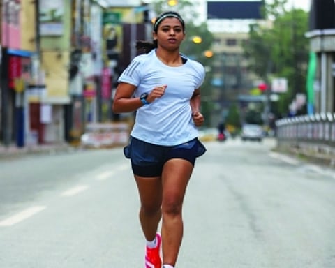 RUN INTO FITNESS