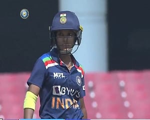 SA Women opt to field against India in 4th ODI