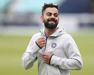 Seek Tendulkar's help to overcome poor run: Gavaskar to Kohli