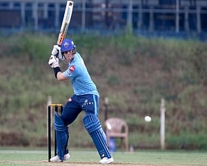 Smith, Stoinis join DC training camp