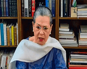 Sonia holds virtual meeting with leaders of 19 opposition parties