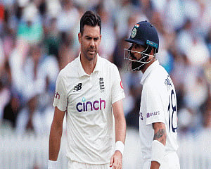 This is what old age makes you do: Kohli to Anderson