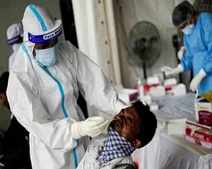 Two hundred Omicron cases reported in India so far, 5,326 new COVID-19 cases