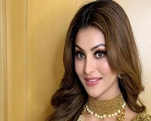 Urvashi Rautela to romance Guru Randhawa in 'Mar Jayenge'