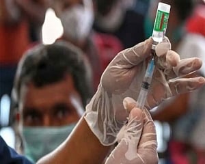 Vaccine certification for travel must meet ‘minimum criteria', says UK