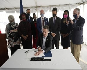 Virginia, with 2nd-most executions, outlaws death penalty
