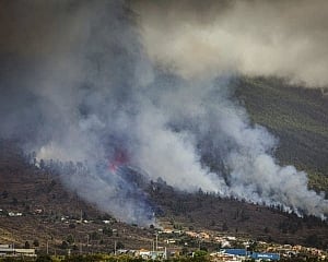 Volcano erupts on Atlantic island; lava destroys some homes