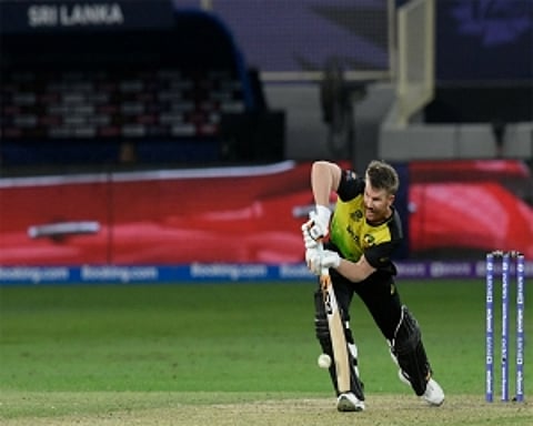 Warner back in form as Australia crush Sri Lanka by 7 wickets