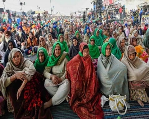 Women farmers hold 'Kisan Sansad' at Jantar Mantar