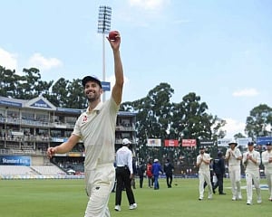 Wood out of third Test with jarred shoulder
