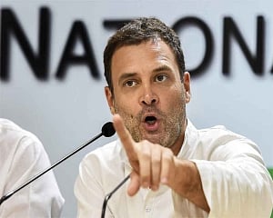 World shaken by India's COVID-19 situation; Modi govt focussed on imagery, brand-building: Rahul Gandhi