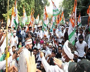 Youth Congress holds peace march on Gandhi Jayanti