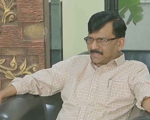 'How long will you hide in Guwahati, you will have to come to chowpatty': Raut taunts rebel MLAs