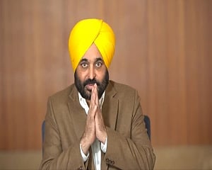 10 legislators take oath in Punjab's first AAP Cabinet