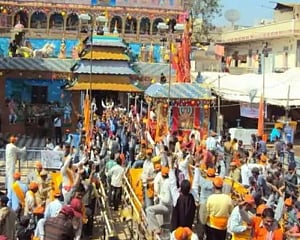 3 killed, 4 injured in stampede outside temple in Raj's Sikar; Modi, Gehlot condole loss of lives