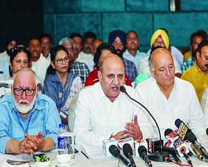 64 of Azad loyalists, including ex-DY CM, resign from J&K Cong