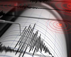 7.3 magnitude quake hits north Japan, tsunami alert issued